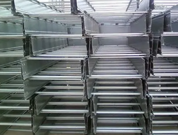 安裝電纜橋架有哪些注意事項(xiàng)？南寧電纜橋架生產(chǎn)廠家揭秘