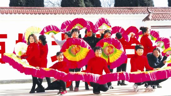 �Ļ���¶��(r��n)����